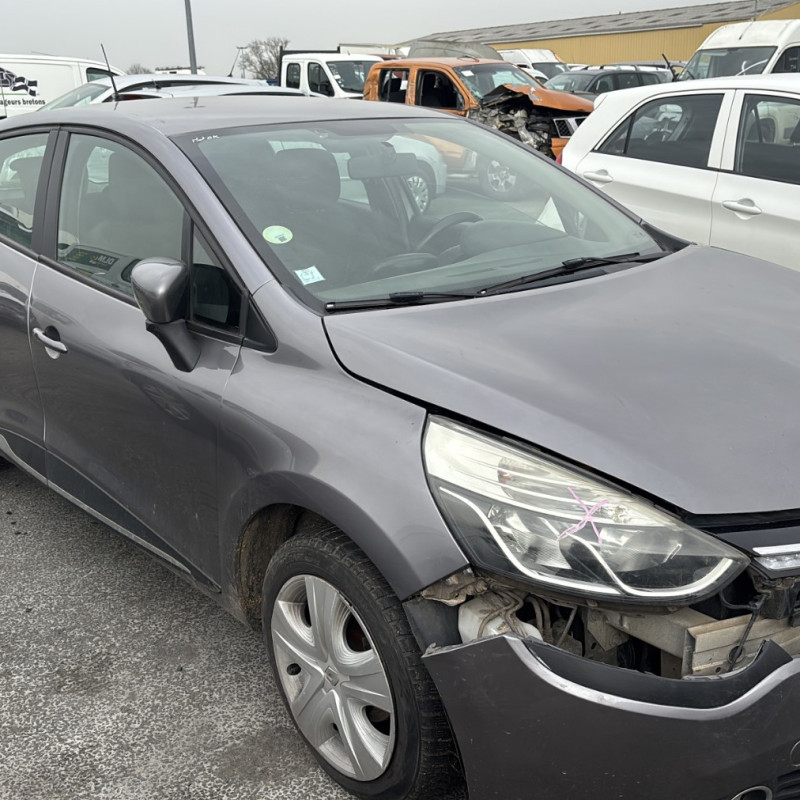 RENAULT CLIO 4 PHASE 1 1.5 DCI - 8V TURBO Photo n°13