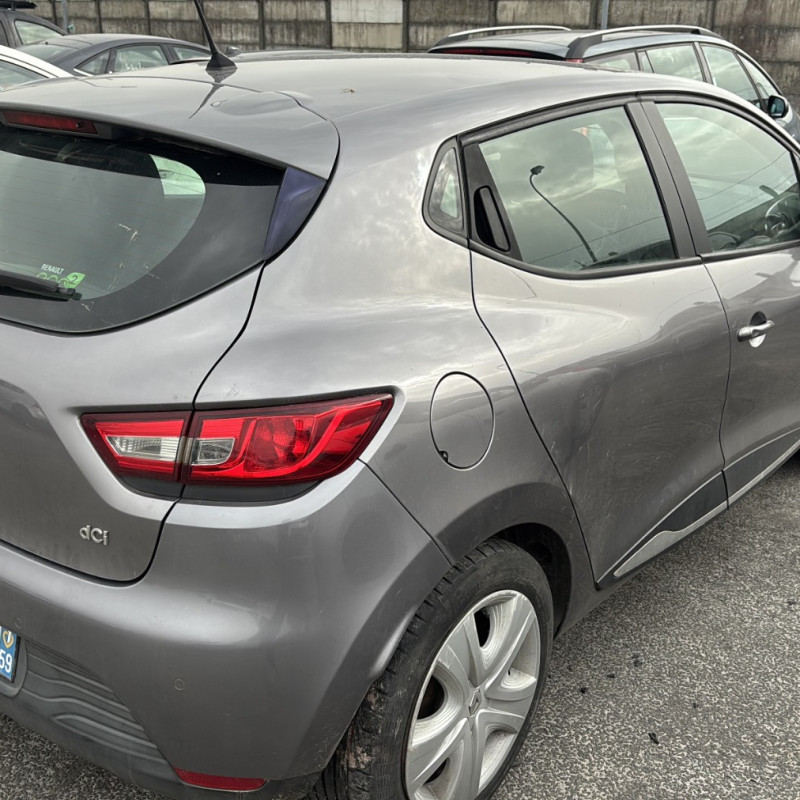 RENAULT CLIO 4 PHASE 1 1.5 DCI - 8V TURBO Photo n°14