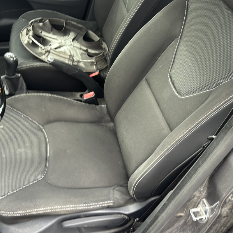 RENAULT CLIO 4 PHASE 1 1.5 DCI - 8V TURBO Photo n°21