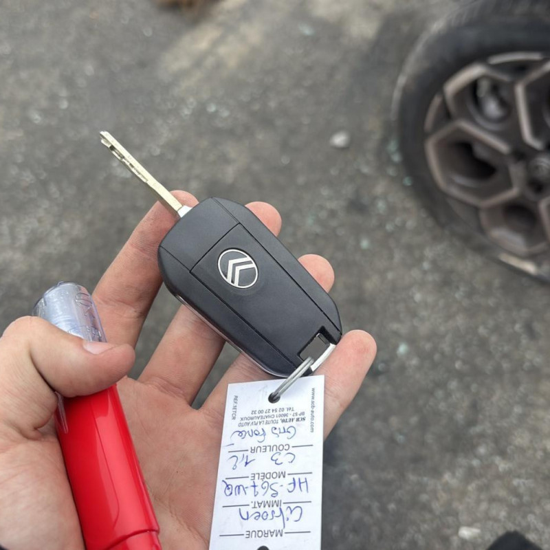 CITROEN C3 4 1.2 PURETECH - 12V TURBO Photo n°26