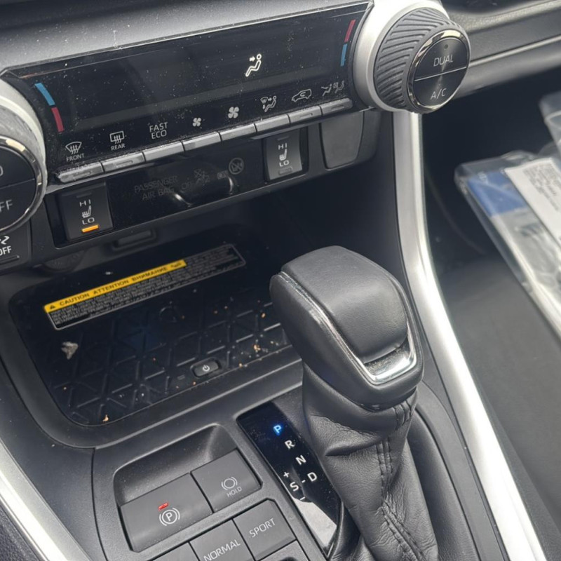 TOYOTA RAV4 5 PHASE 1 2.5i - 16V HYBRID Photo n°8