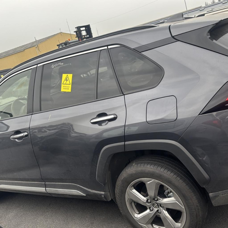 TOYOTA RAV4 5 PHASE 1 2.5i - 16V HYBRID Photo n°12