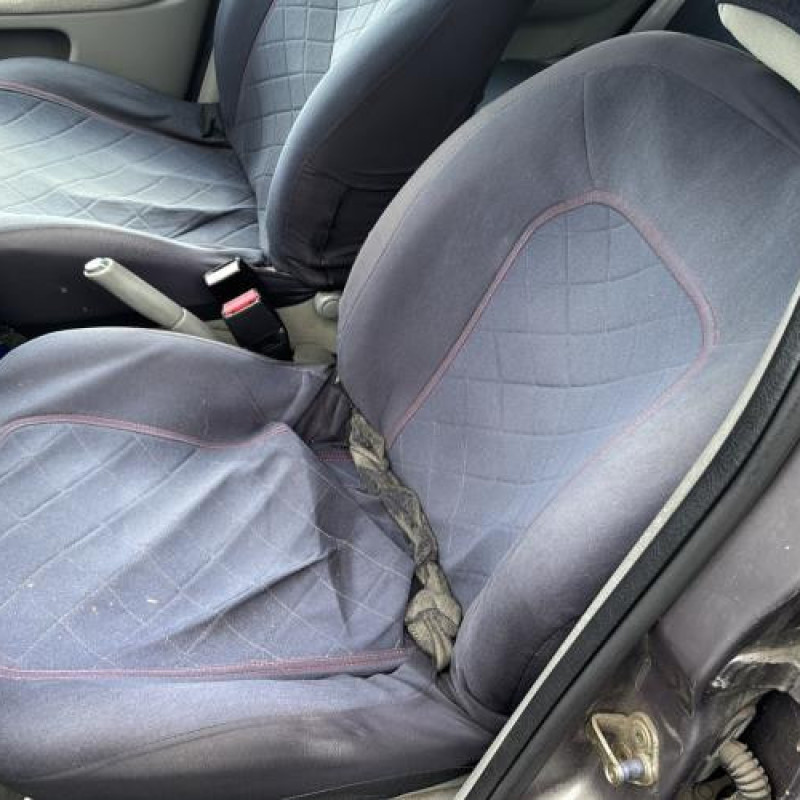 Boitier air bag RENAULT CLIO 2 Photo n°17