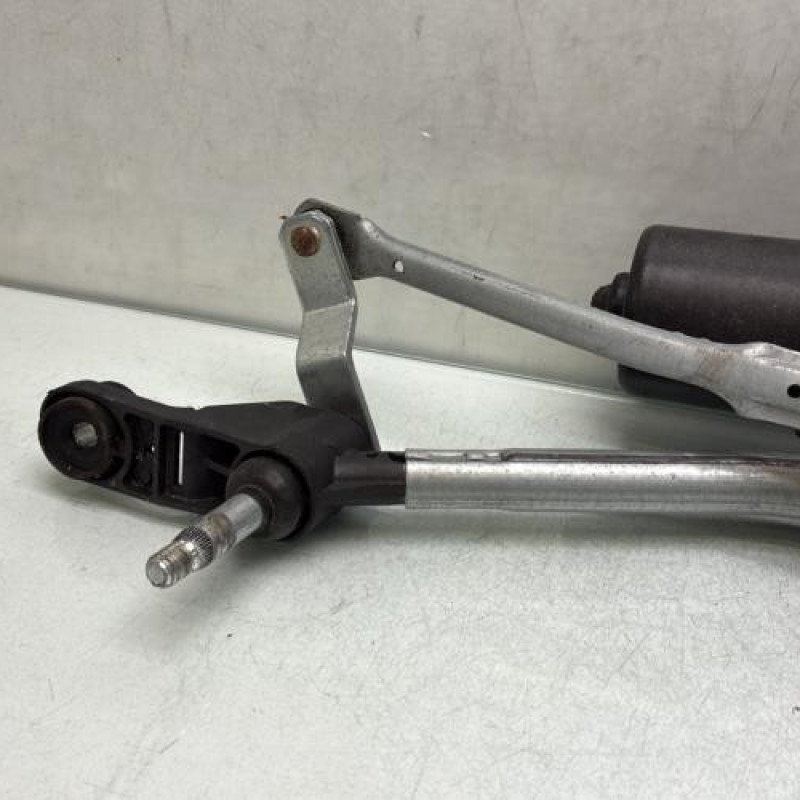 Moteur essuie glace avant RENAULT CLIO 3 Photo n°3