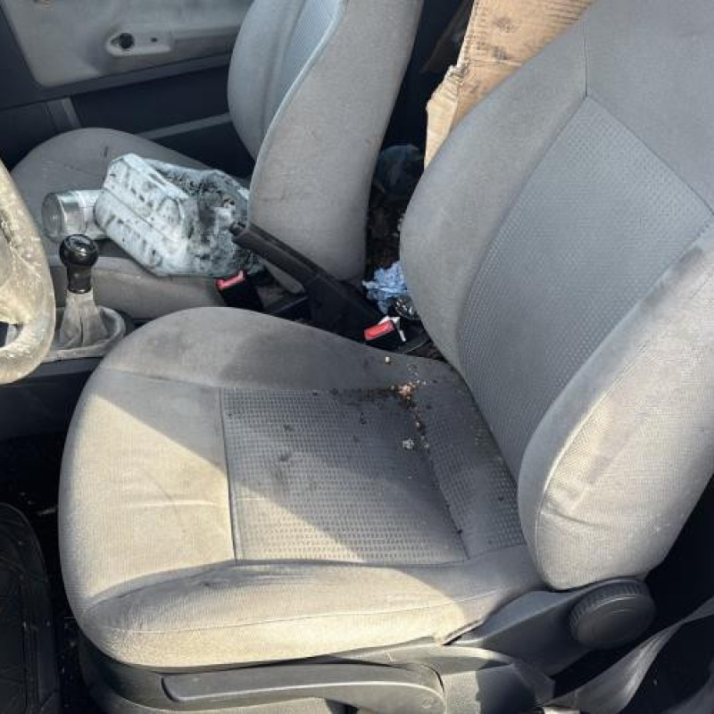 Feu arriere stop central SEAT IBIZA 3 Photo n°15