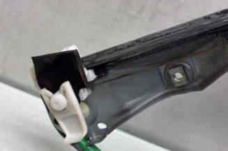 Leve vitre electrique avant droit RENAULT CLIO 2