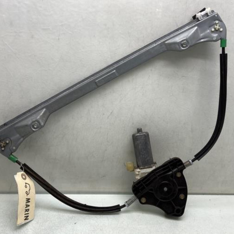 Leve vitre electrique avant droit RENAULT CLIO 2 Photo n°5