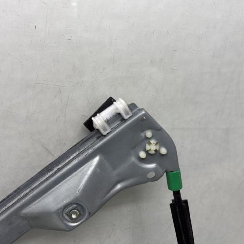 Leve vitre electrique avant droit RENAULT CLIO 2 Photo n°6