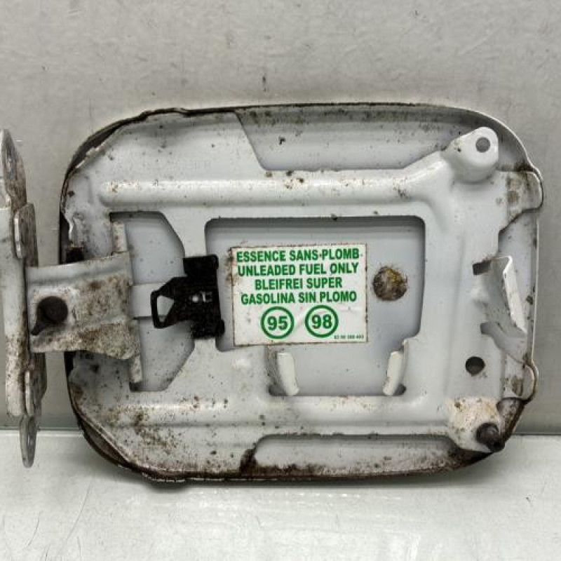 Trappe d'essence RENAULT KADJAR Photo n°2