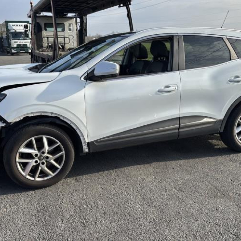 Trappe d'essence RENAULT KADJAR Photo n°6