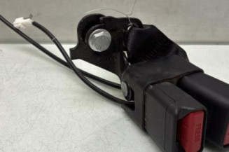 Attache ceinture arriere droit RENAULT KADJAR Photo n°1