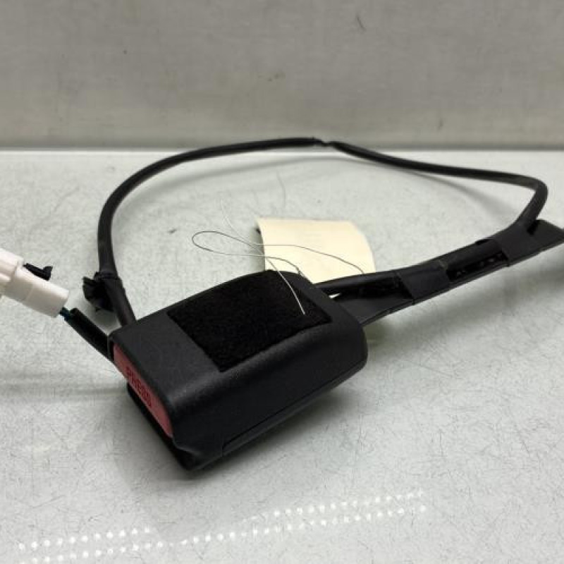 Attache ceinture avant gauche RENAULT KADJAR Photo n°1