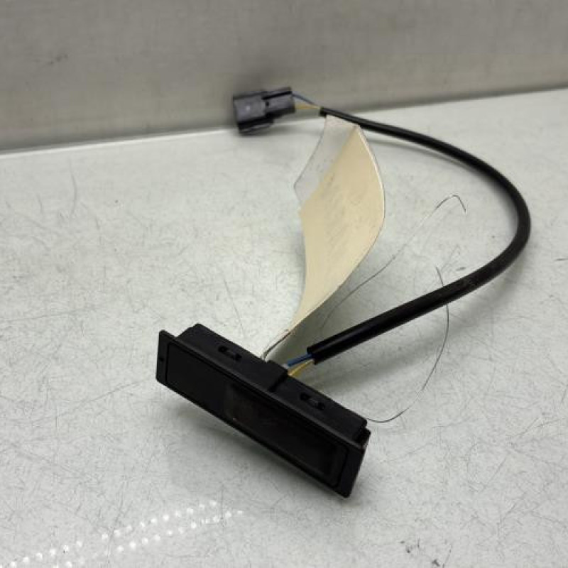 Bouton de coffre RENAULT KADJAR Photo n°1