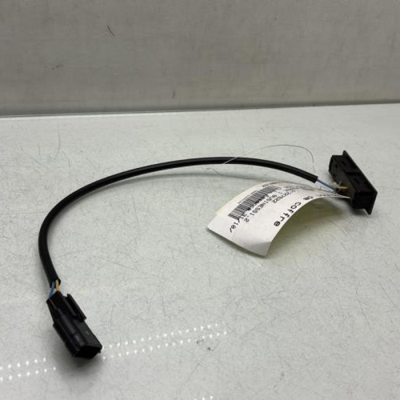 Bouton de coffre RENAULT KADJAR Photo n°2