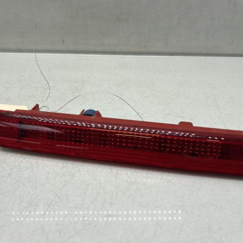 Feu arriere stop central RENAULT KADJAR Photo n°1