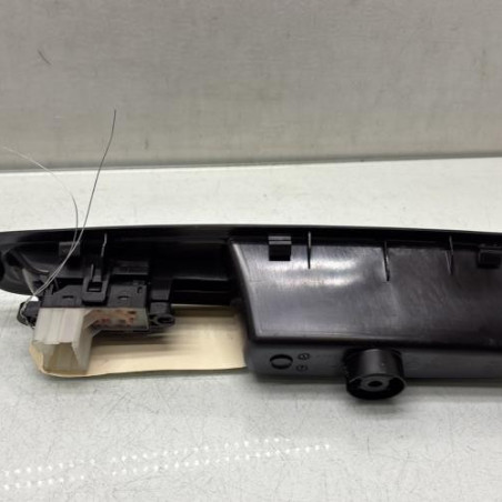 Interrupteur de leve vitre arriere droit RENAULT KADJAR