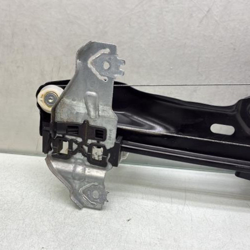 Leve vitre electrique avant gauche RENAULT KADJAR Photo n°2