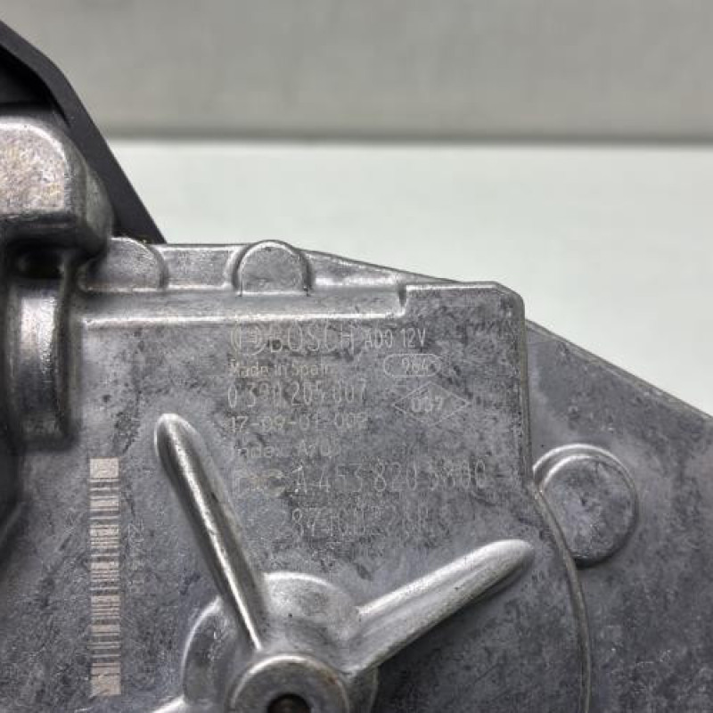 Moteur essuie glace arriere RENAULT KADJAR Photo n°4