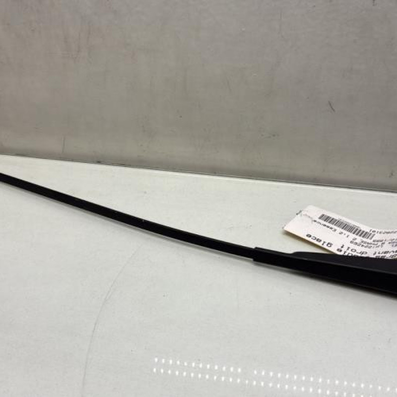 Bras essuie glace avant droit OPEL CORSA B Photo n°1