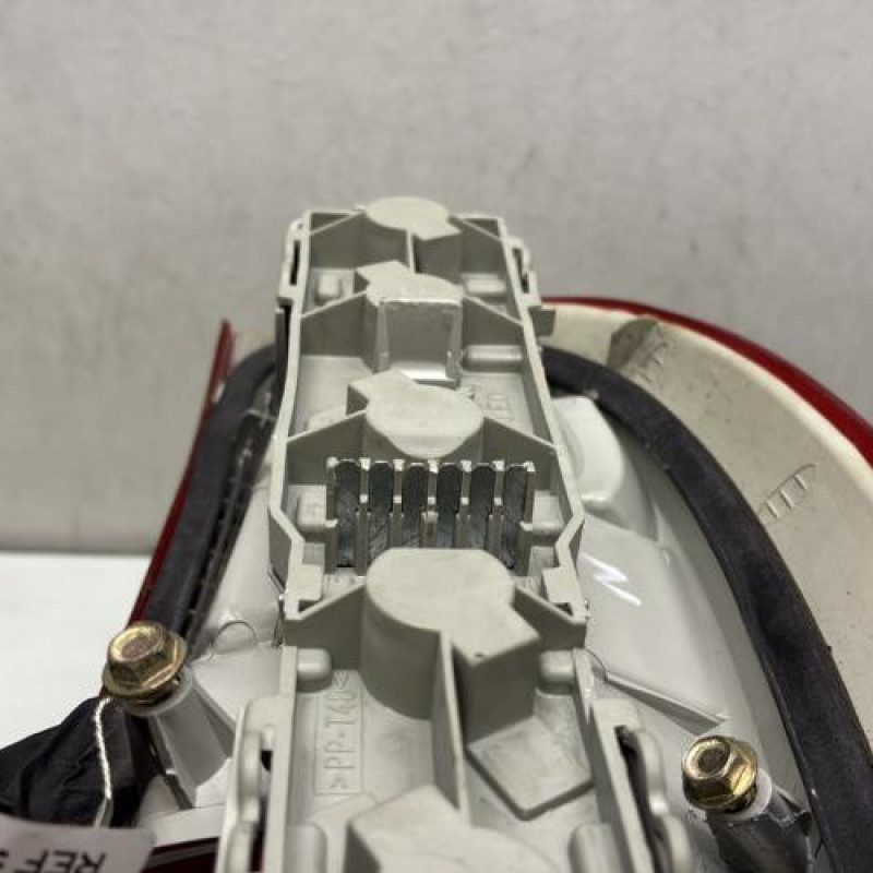 Feu arriere principal gauche (feux) OPEL CORSA B Photo n°3