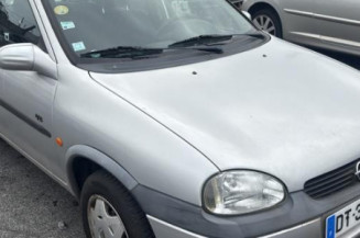 Feu arriere principal gauche (feux) OPEL CORSA B