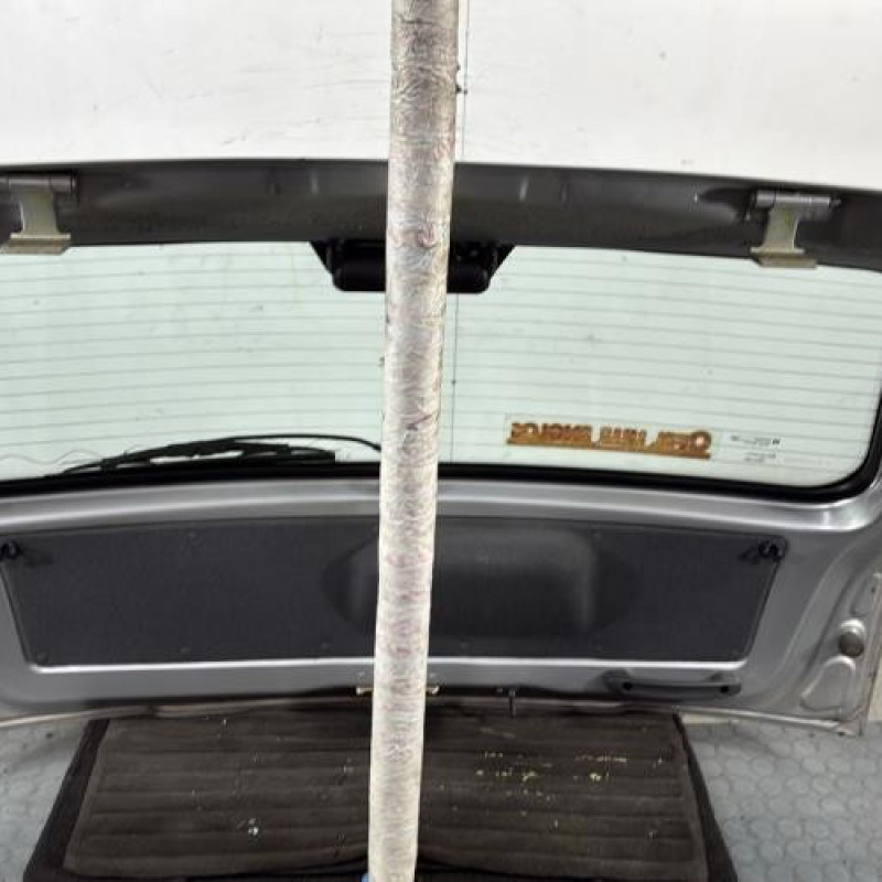 Malle/Hayon arriere OPEL CORSA B Photo n°6