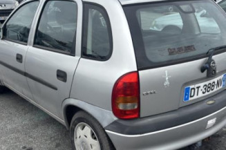 Optique avant principal gauche (feux)(phare) OPEL CORSA B