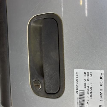 Porte avant gauche OPEL CORSA B