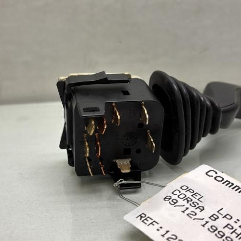 Commodo phare OPEL CORSA B Photo n°3