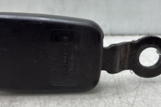 Attache ceinture arriere droit RENAULT TWINGO 1