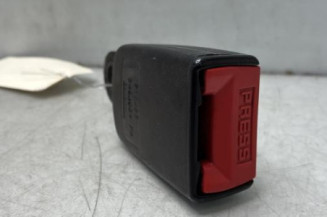 Attache ceinture arriere gauche RENAULT TWINGO 1