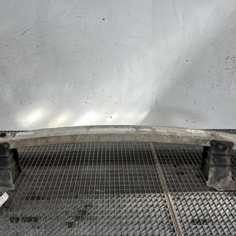 Renfort pare choc avant (traverse) MERCEDES CLASSE A 169 Photo n°1