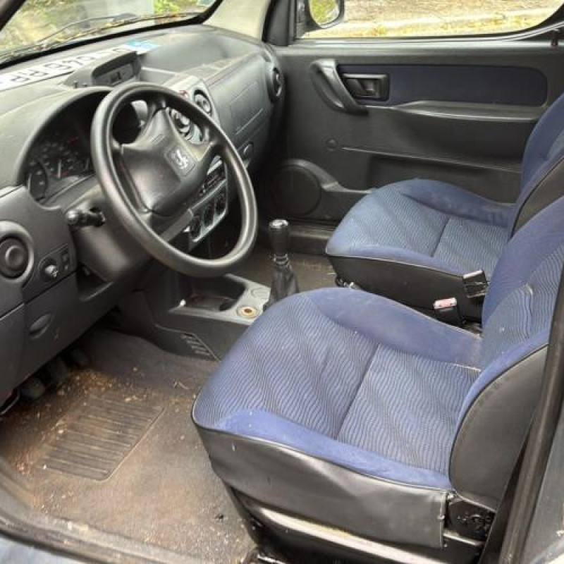 Poignee interieur avant gauche PEUGEOT PARTNER 1 Photo n°14