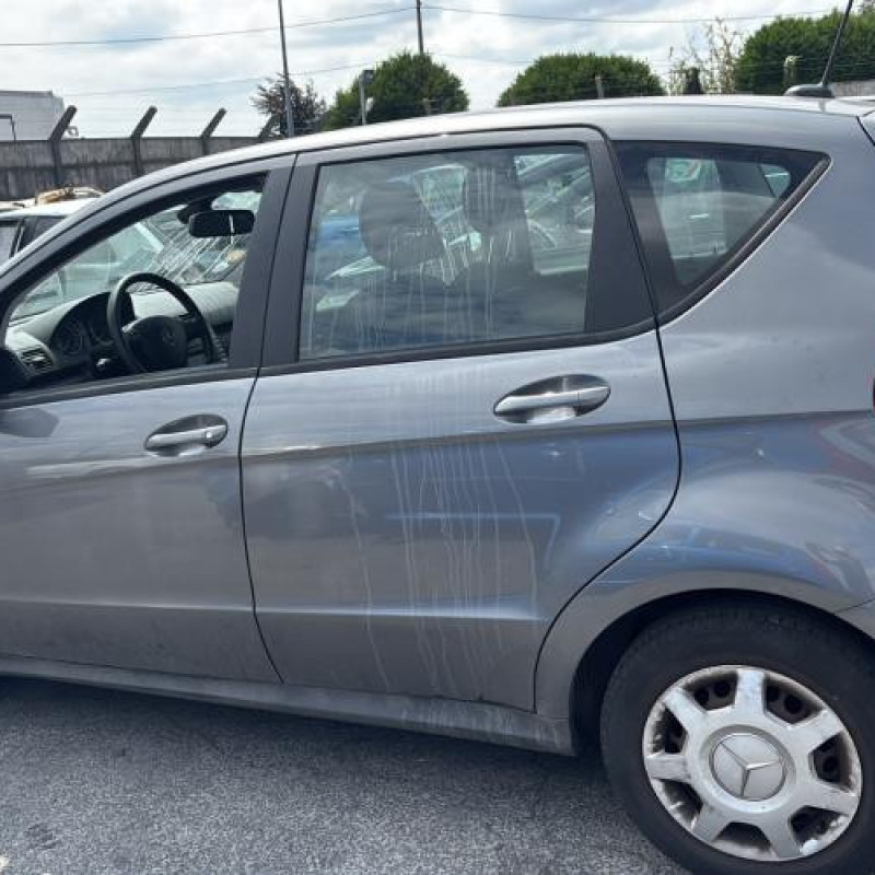 Porte arriere droit MERCEDES CLASSE A 169 Photo n°12