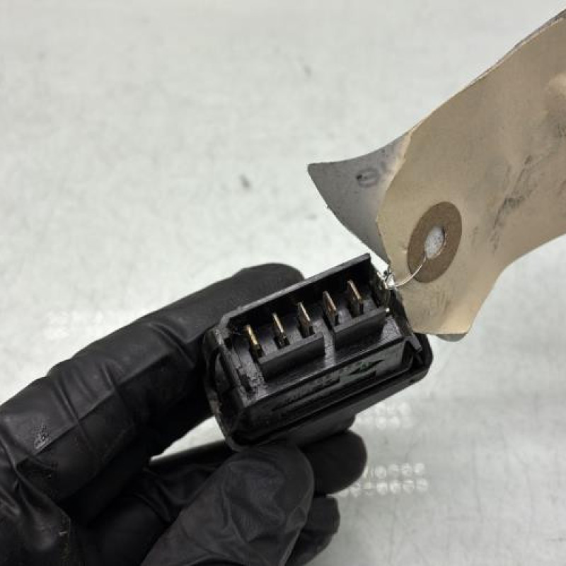 Interrupteur de leve vitre avant gauche RENAULT KANGOO 1 Photo n°3