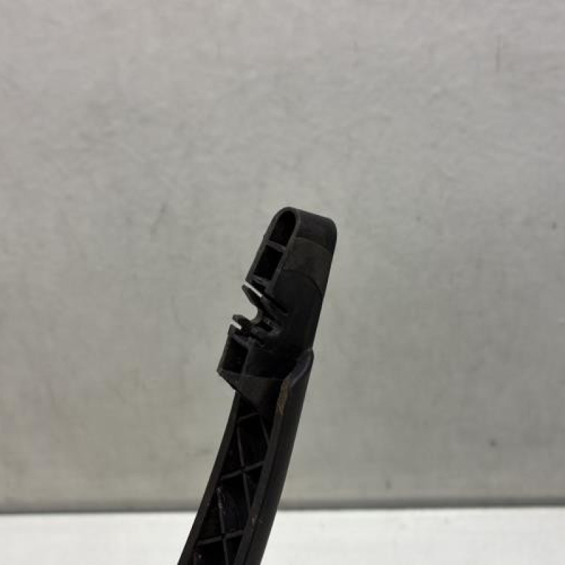 Bras essuie glace arriere RENAULT CLIO 3 Photo n°4