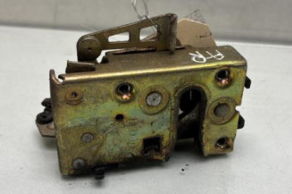 Serrure arriere droit CITROEN SAXO Photo n°1