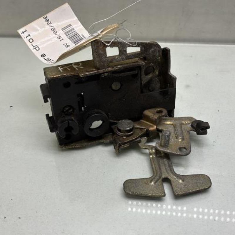 Serrure arriere droit CITROEN SAXO Photo n°2