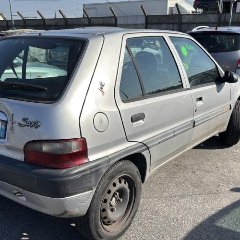 Serrure avant droit CITROEN SAXO Photo n°6