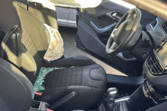 Pivot de moyeu avant droit PEUGEOT 208 1