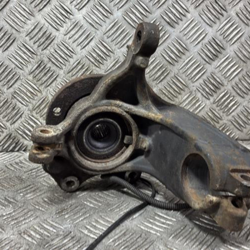 Pivot de moyeu avant gauche PEUGEOT 208 1 Photo n°3