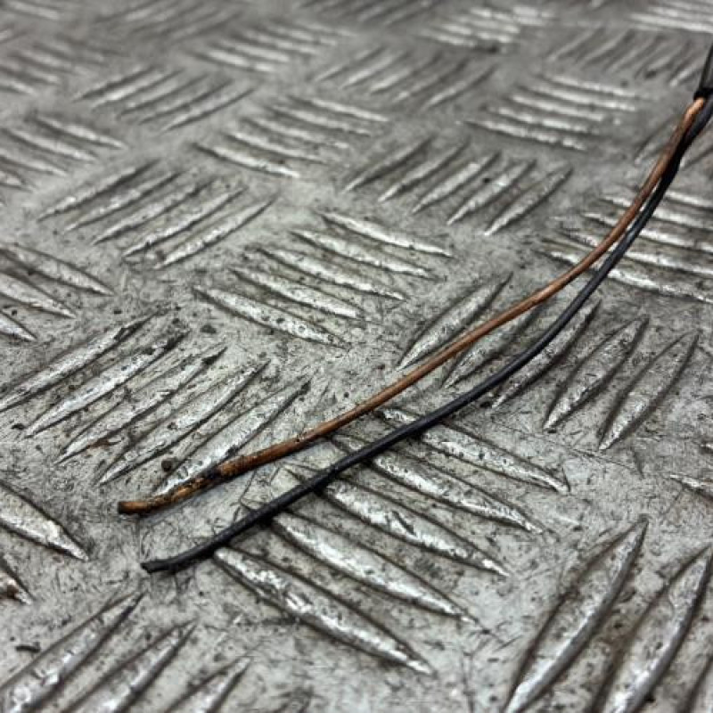 Pivot de moyeu avant gauche PEUGEOT 208 1 Photo n°4