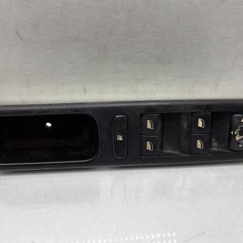 Interrupteur de leve vitre avant gauche PEUGEOT 307 Photo n°1