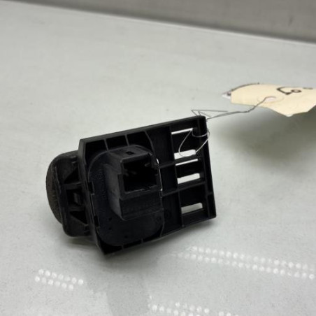 Bouton de coffre PEUGEOT 407