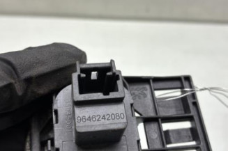 Bouton de coffre PEUGEOT 407