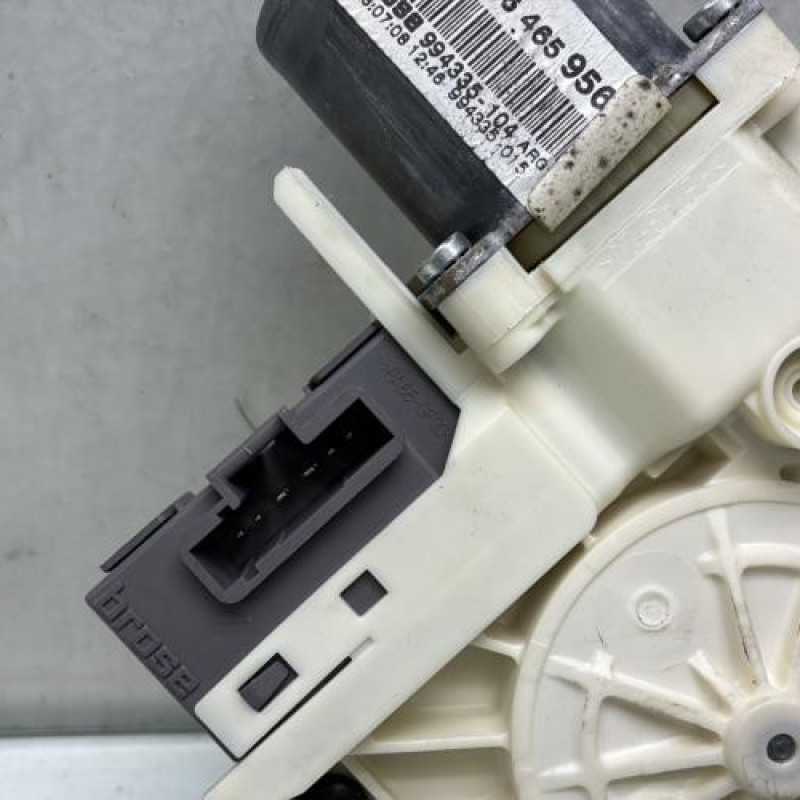 Leve vitre electrique arriere gauche PEUGEOT 407 Photo n°8