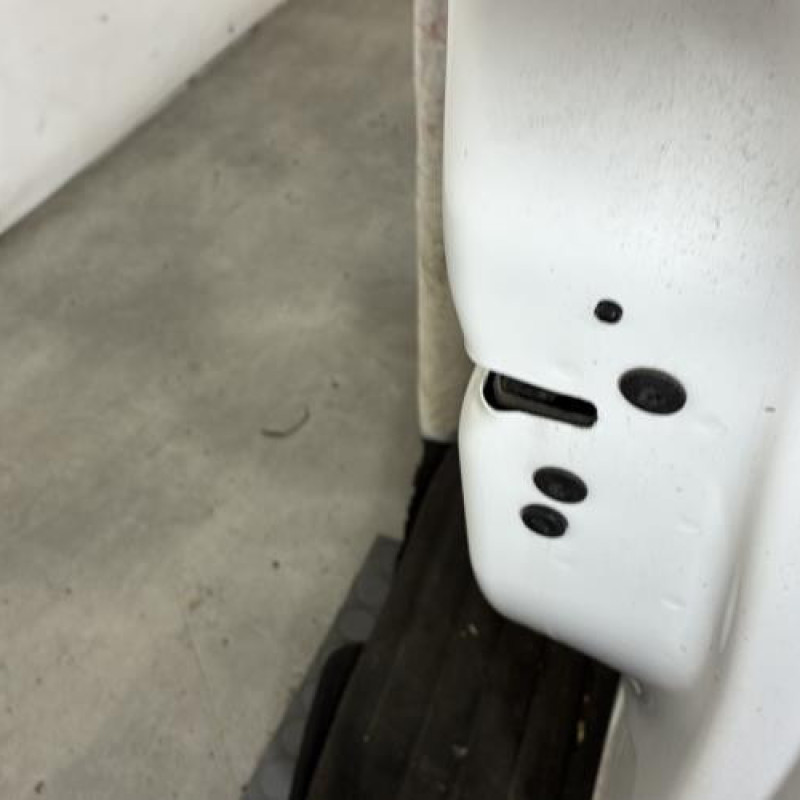 Porte avant droit PEUGEOT 208 1 Photo n°3