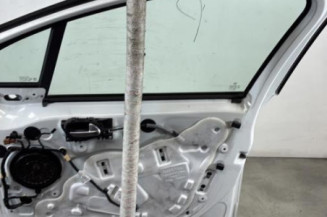 Porte avant droit PEUGEOT 208 1