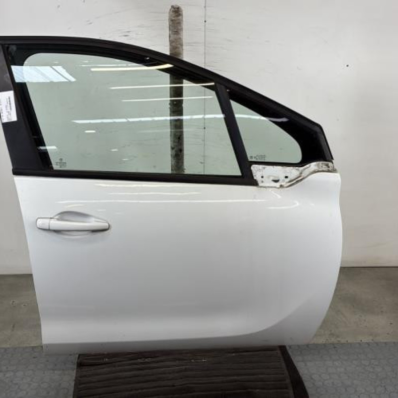 Porte avant droit PEUGEOT 208 1 Photo n°1
