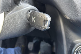 Porte avant droit PEUGEOT 208 1